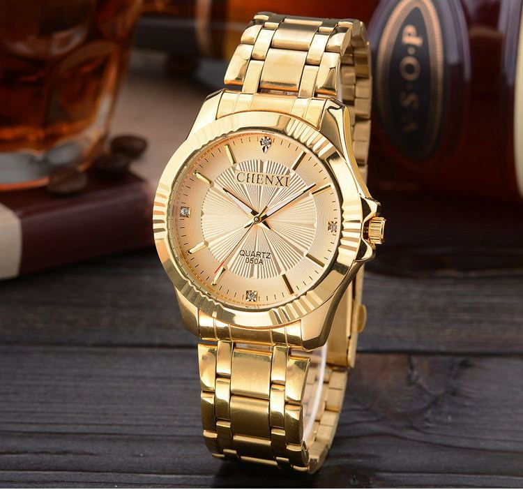 Luxury Men's Gold Watch with Stainless Steel Band