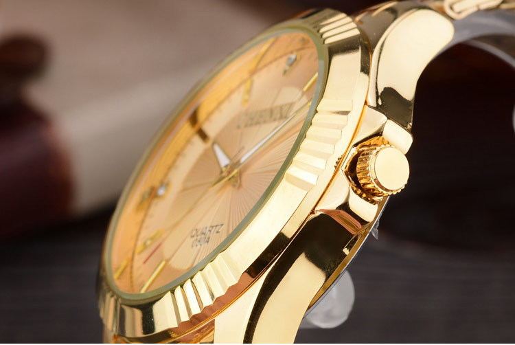 Luxury Men's Gold Watch with Stainless Steel Band