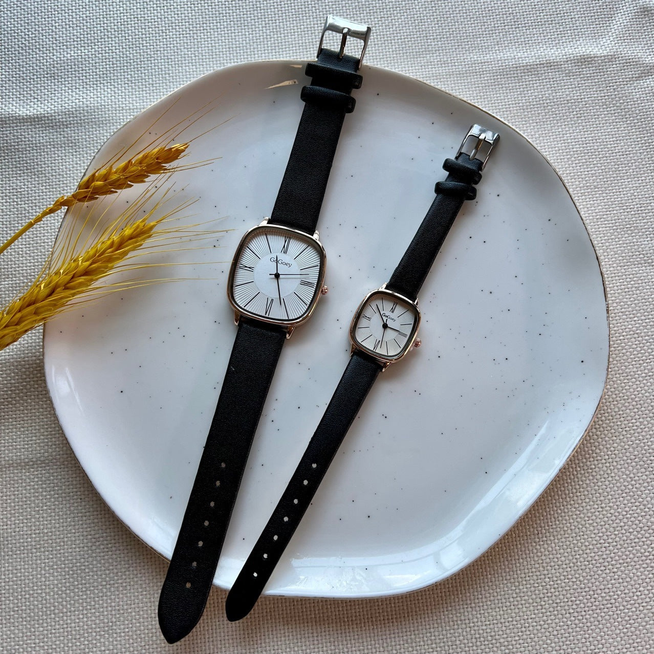 Unisex Fashion Simple Quartz Watches