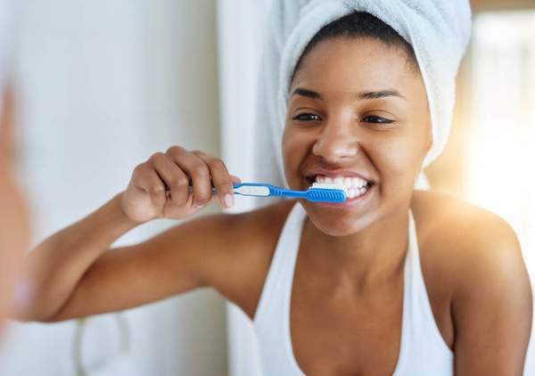 UV Light Toothpaste Dispenser