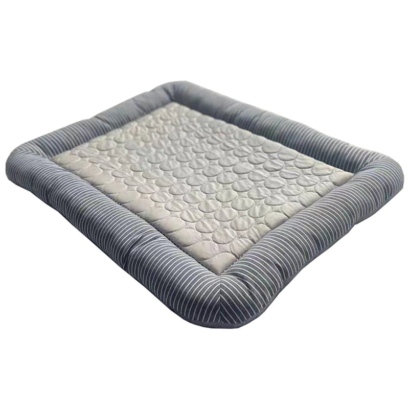 Comfortable Cooling Pet Bed for Large Dogs - Keep Your Pups Cool and Cozy!