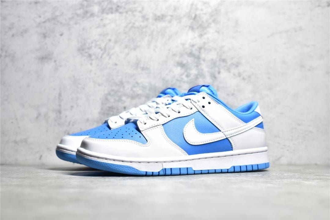 NK Dunk Low Retro Reverse UNC