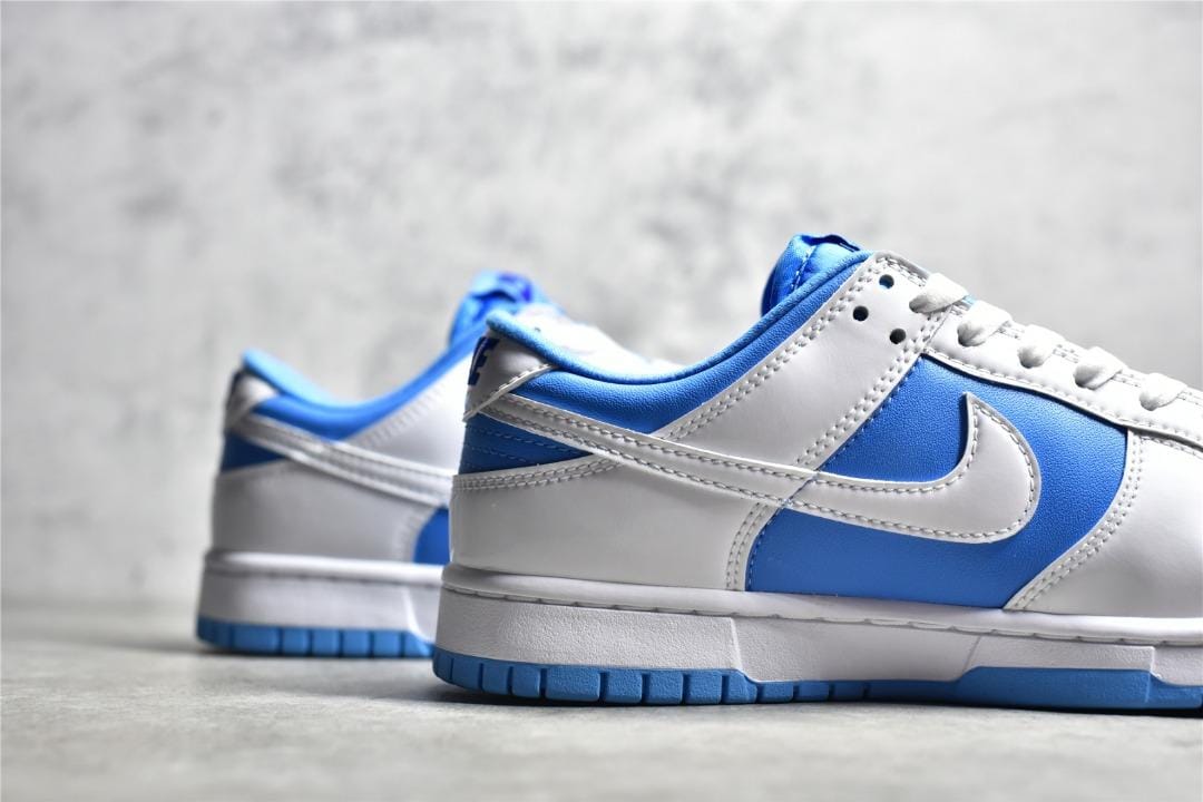 NK Dunk Low Retro Reverse UNC